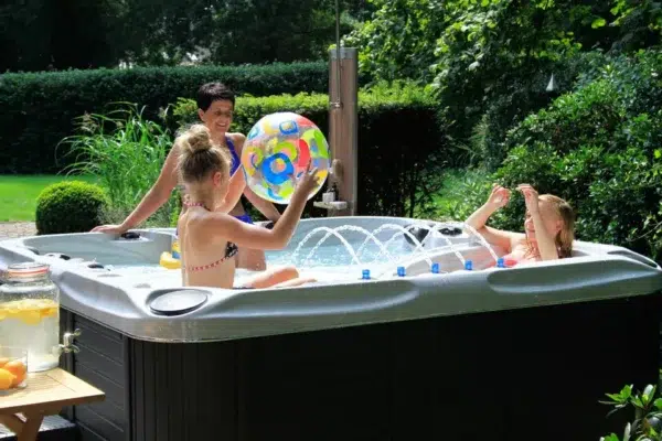 spa felicity mighty wave passion spa label piscines